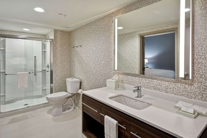 Bathroom shower