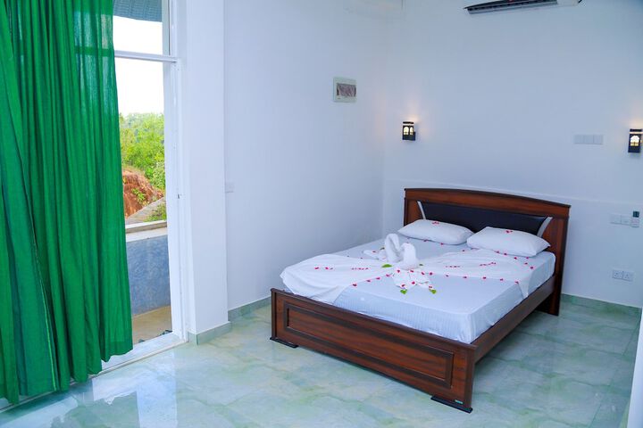 Room 7 of 23