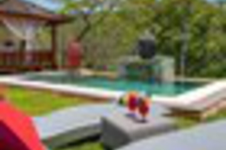 Pool 53 of 162