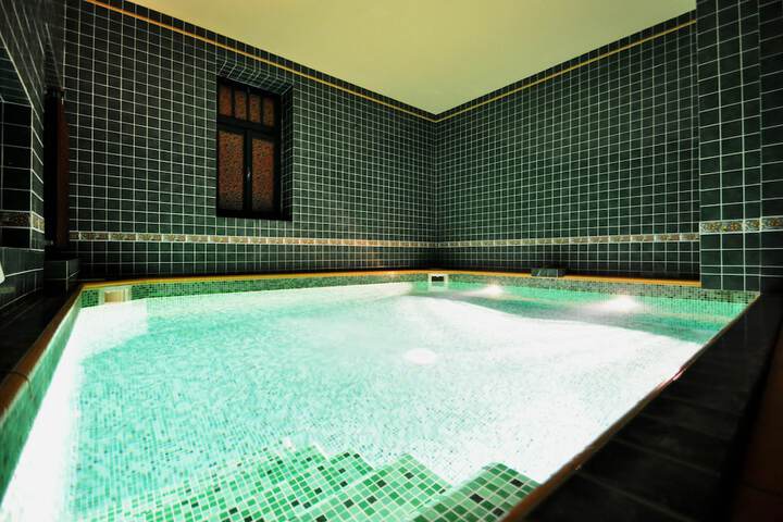 Spa 42 of 55
