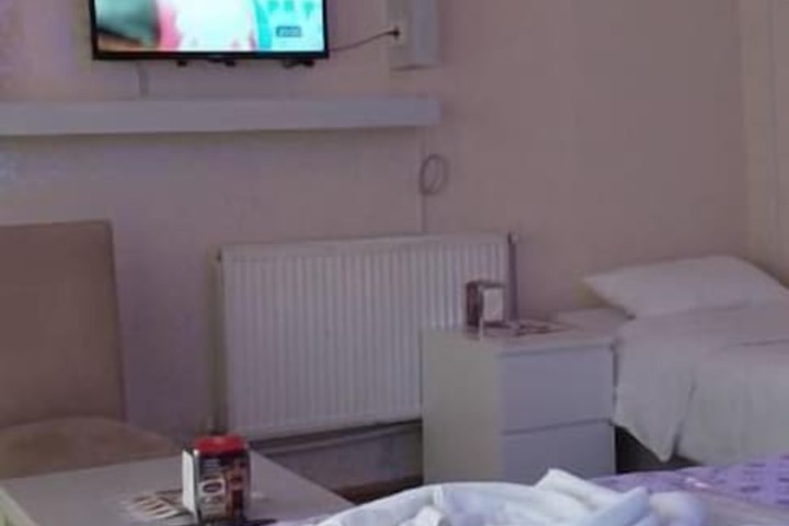 Room 17 of 25