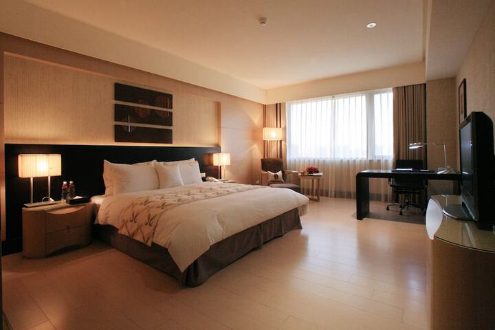 Room 12 of 47
