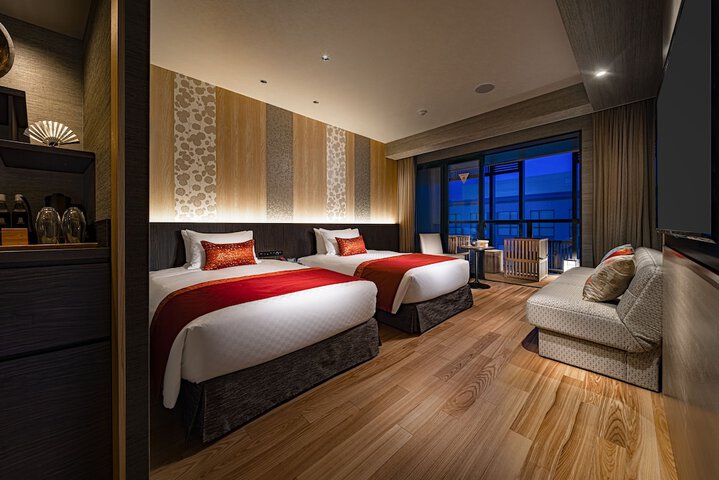 Room 16 of 61