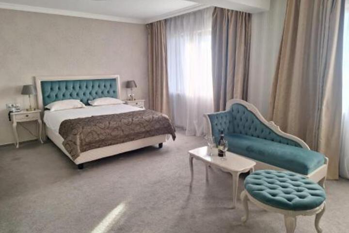 Room 44 of 44
