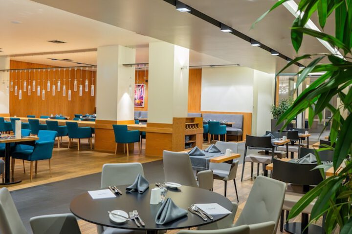 Dining 201 of 222