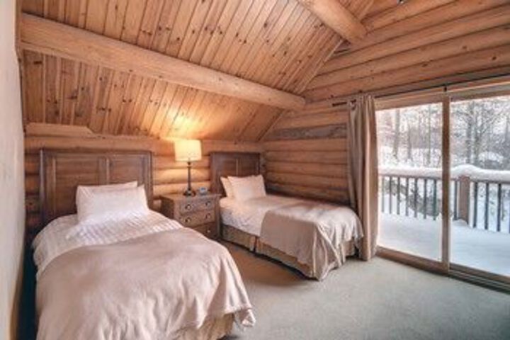 Room 11 of 26