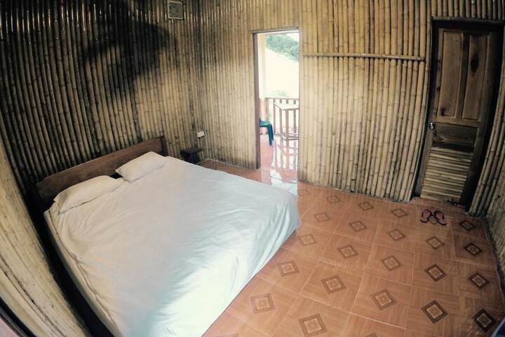 Room 3 of 15