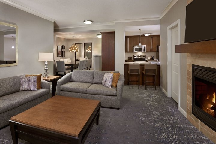 Room 15 of 159