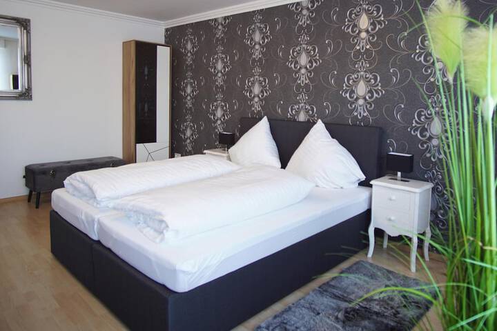 Room 8 of 52