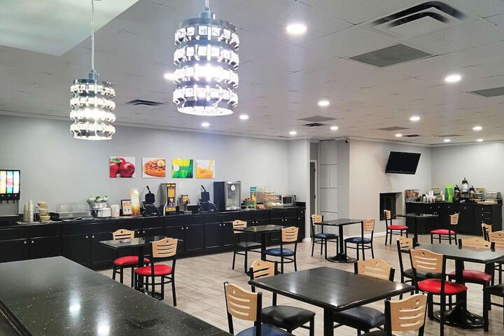 Breakfast area