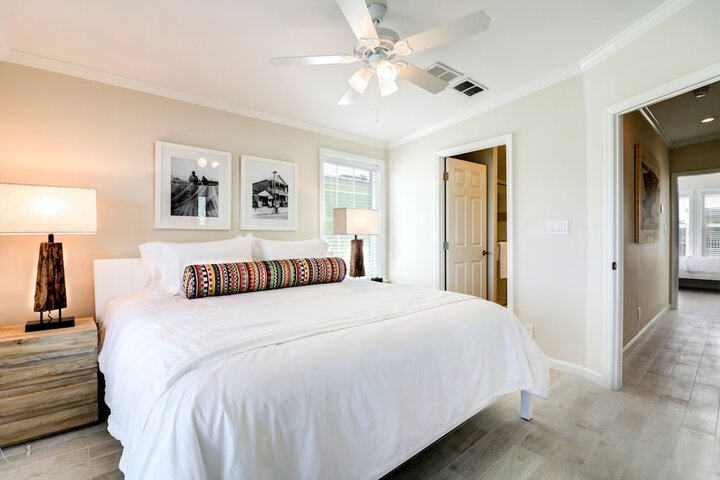 Room 2 of 21