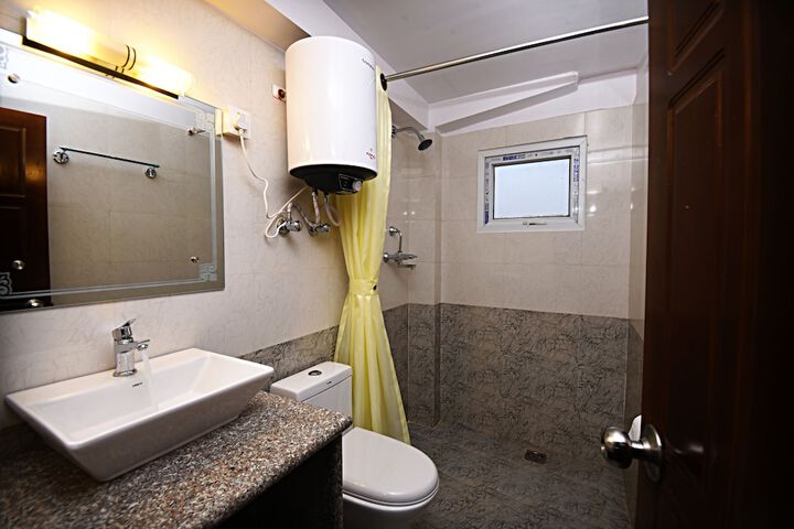 Room 16 of 29