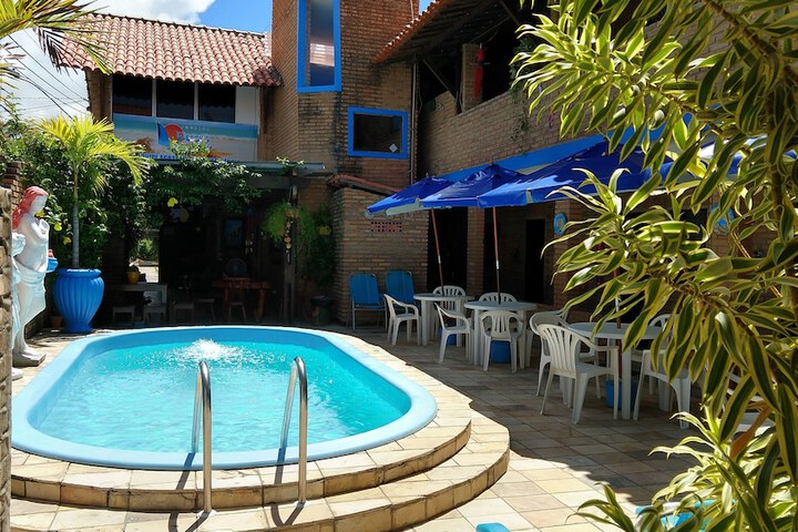 Pool 18 of 38