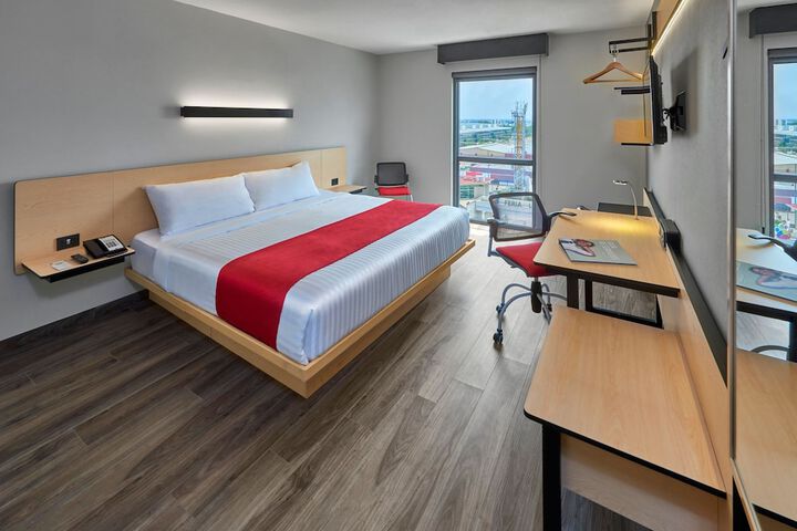 Room 12 of 47