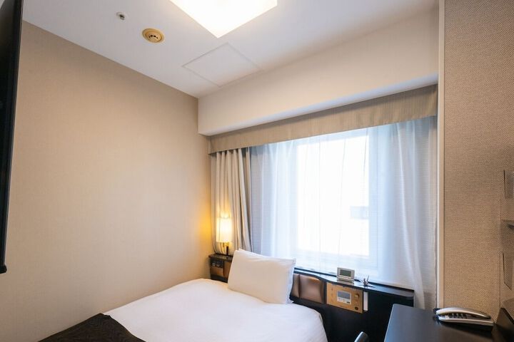 Room 19 of 41