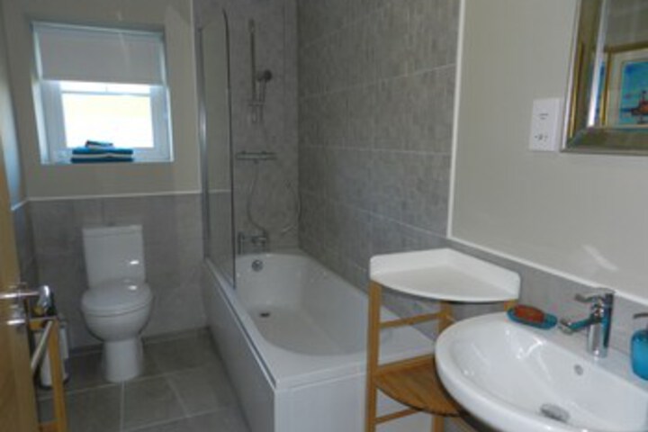 Room 2 of 7