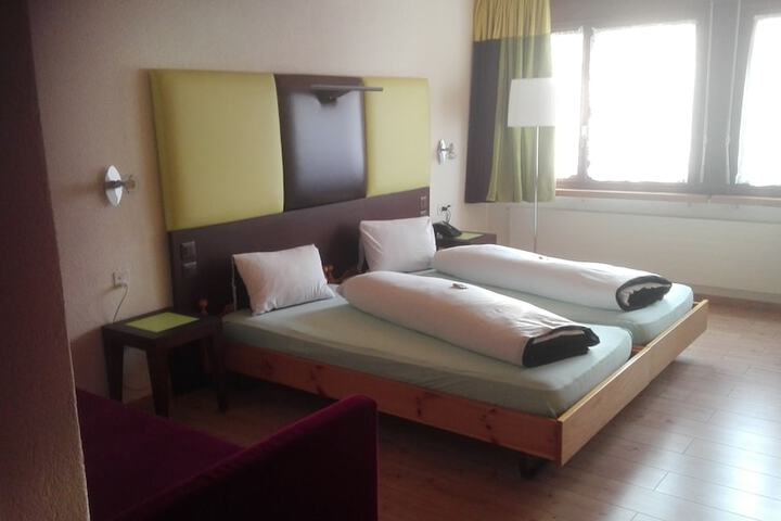 Room 7 of 22