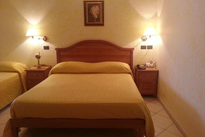Room 16 of 48