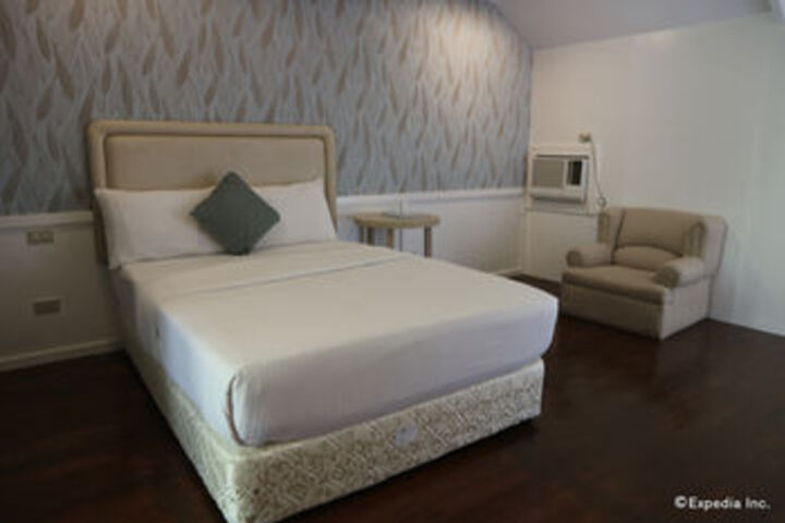 Room 26 of 50