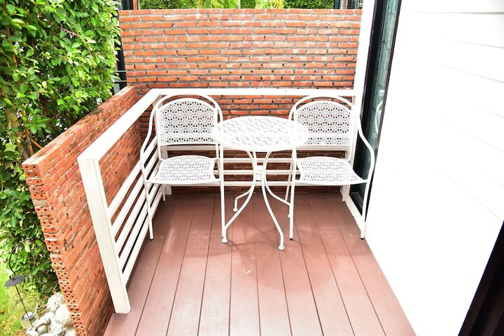 Terrace/Patio 13 of 33