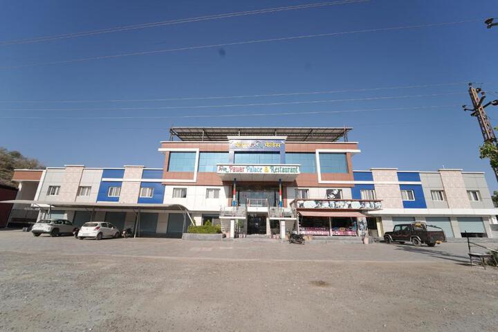 Hotel Pawar Palace & Restaurant