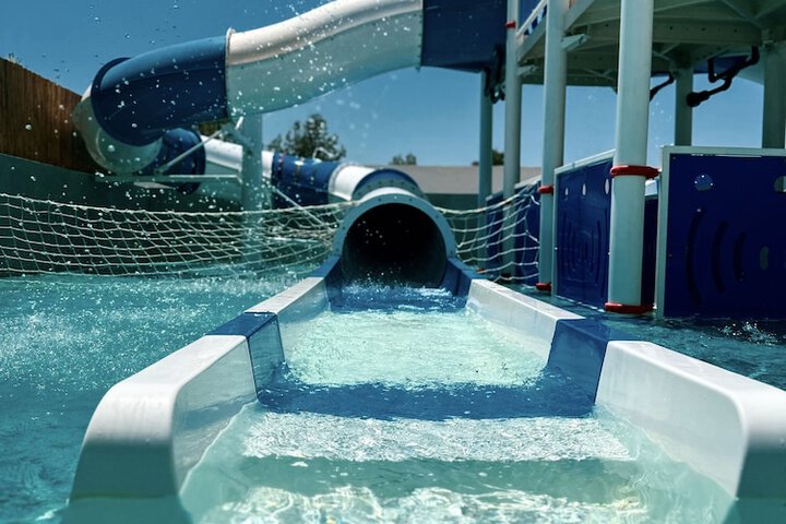 Pool 53 of 90
