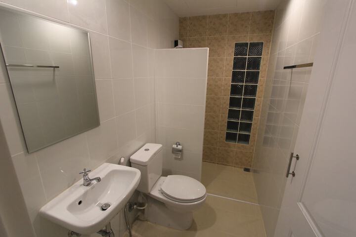 Room 9 of 53