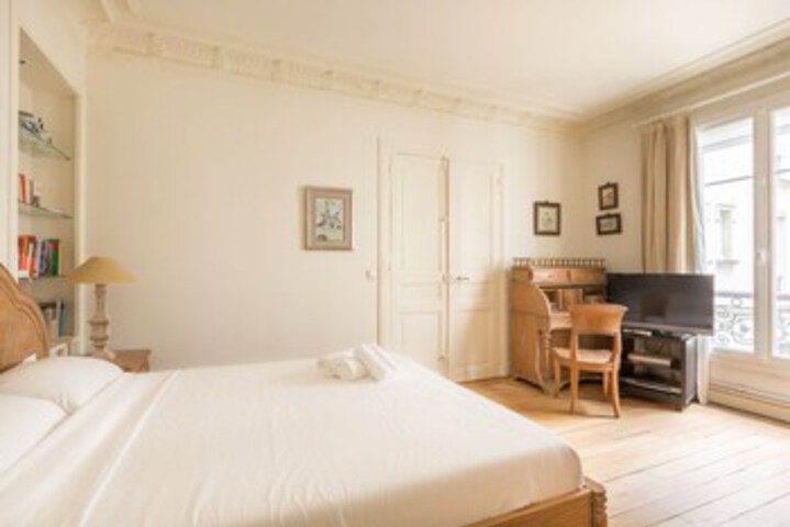 Room 15 of 17