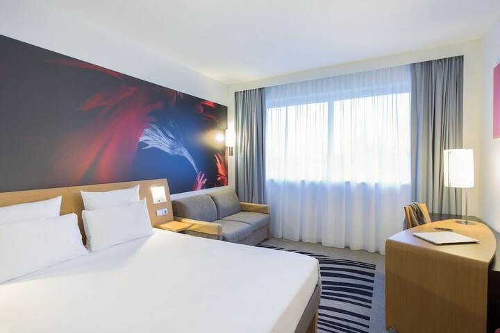 Room 49 of 278