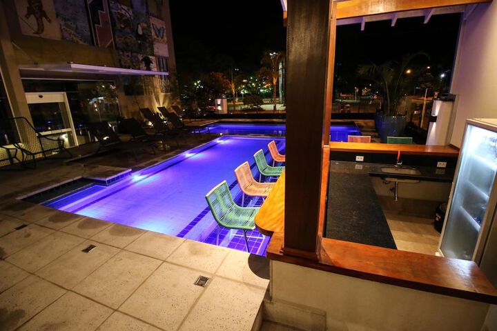 Pool 34 of 60