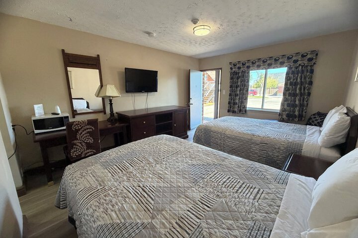 Room 43 of 72