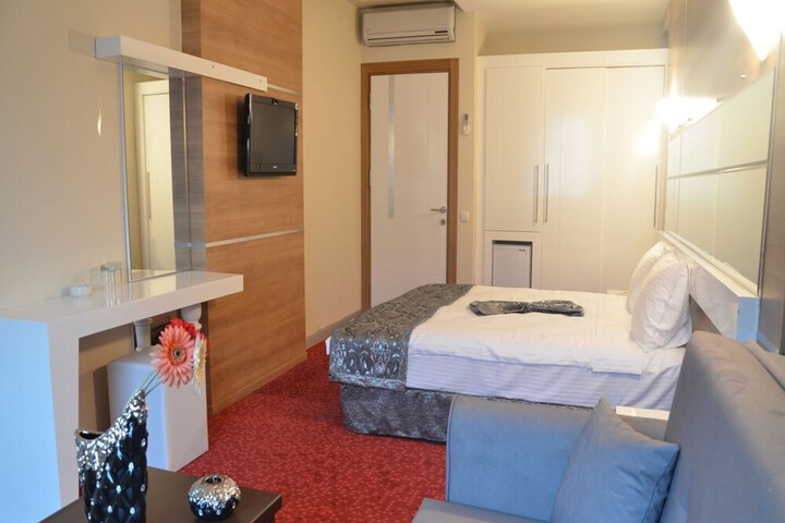 Emin Otel