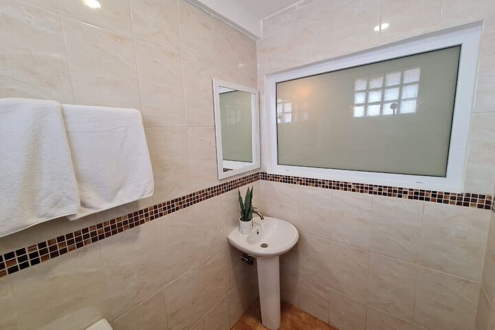 Room 20 of 39