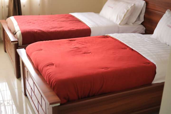 Room 10 of 20