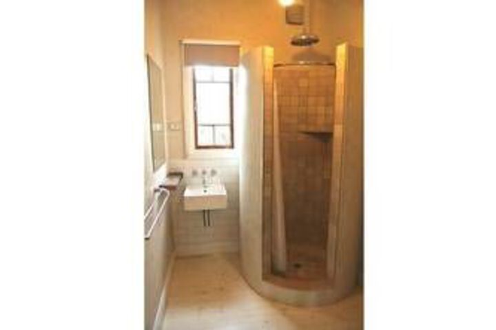 Room 3 of 11
