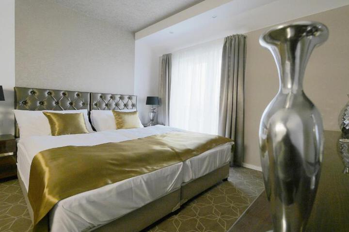 Hotel Merops Mészáros