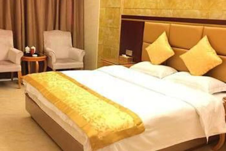 Xianglong Hotel