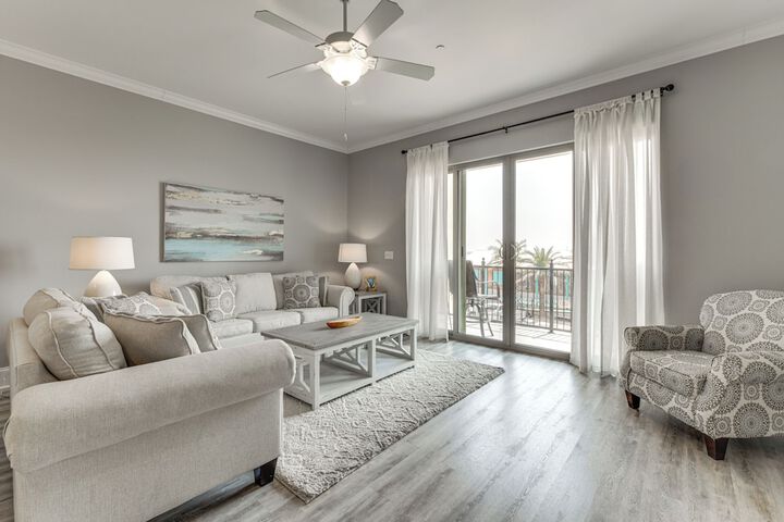 Downtown Bay St. Louis Condo - Walk to Beach!