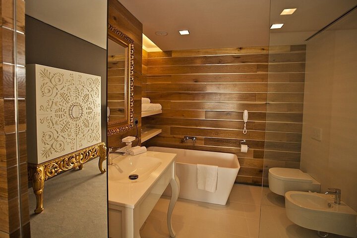 Bath Photo