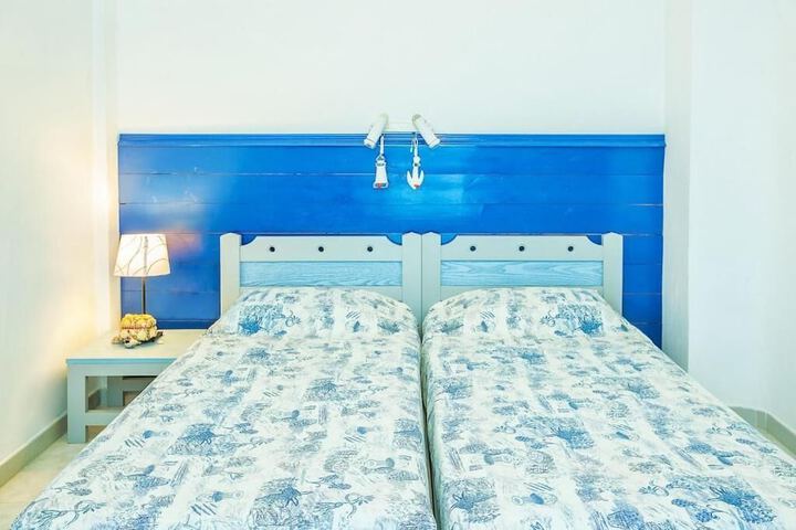 Room 14 of 43
