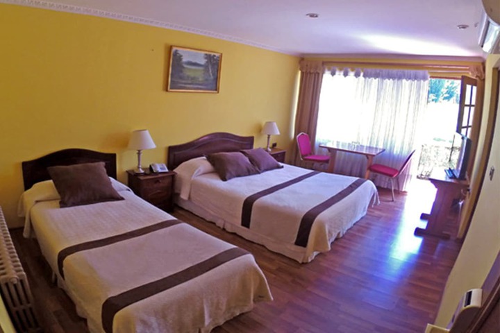 Room 13 of 17
