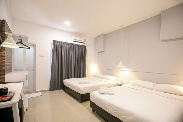 Room 19 of 45