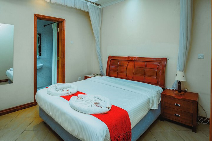 Room 14 of 74
