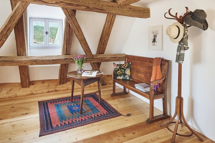 Room 50 of 169