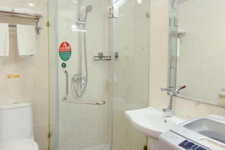 Photo 28