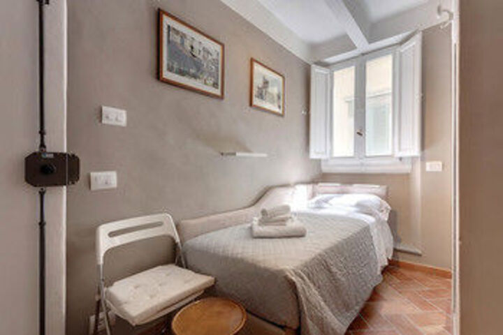 Room 26 of 75