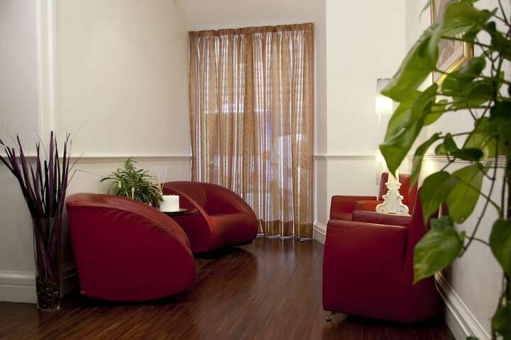 Guest Lobby