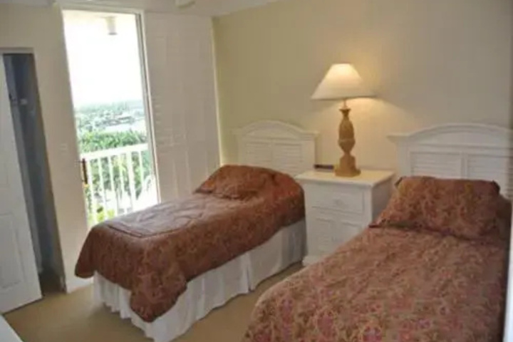 Image of Luxury Condo Located in Fabulous Resort With Olympic-Size Pool by RedAwning