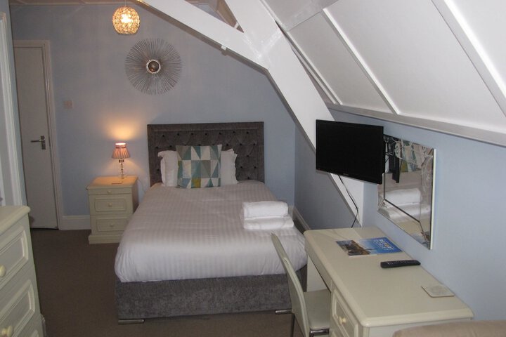 Room 9 of 53