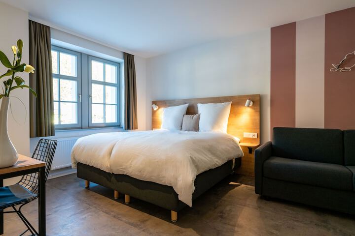 Room 15 of 91